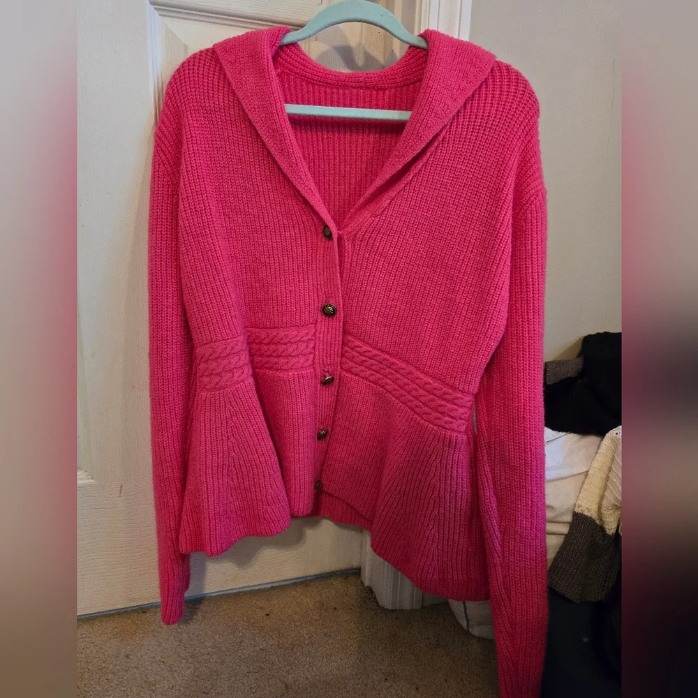 Like new, Privé Women's Cardigan Sweater - Picture 4 of 5